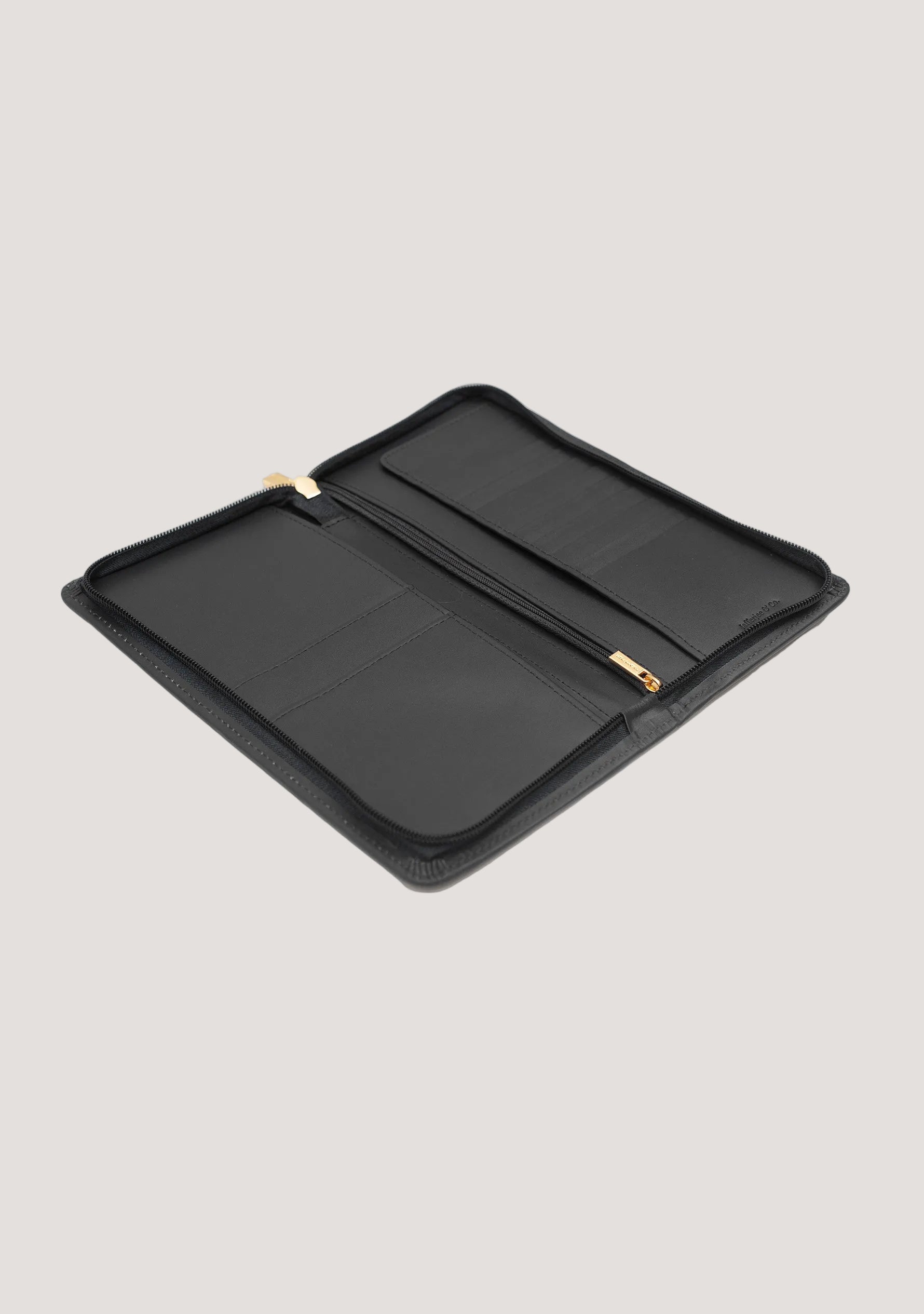 Continental Oxford Travel Wallet