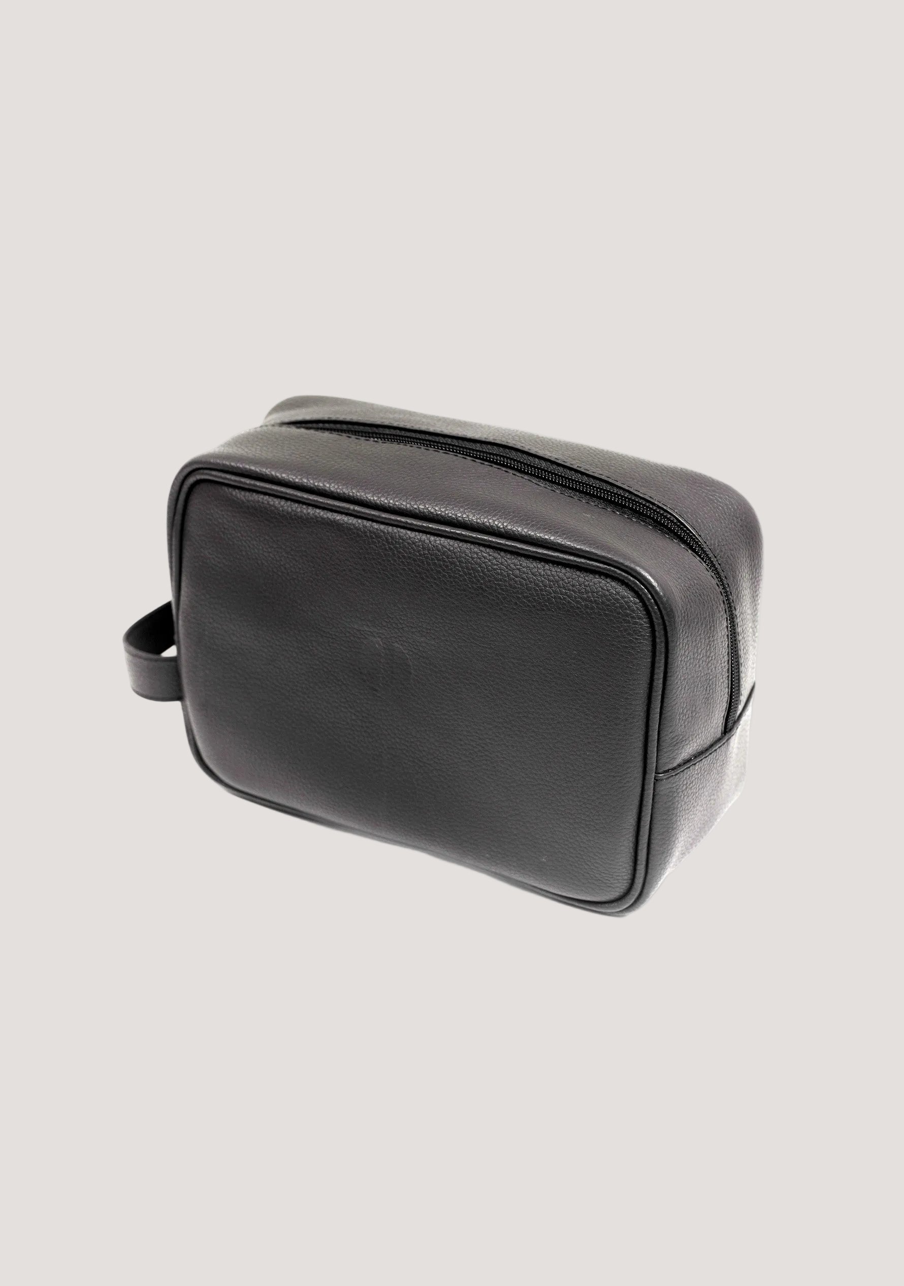 Voyager Toiletry Bag Madora